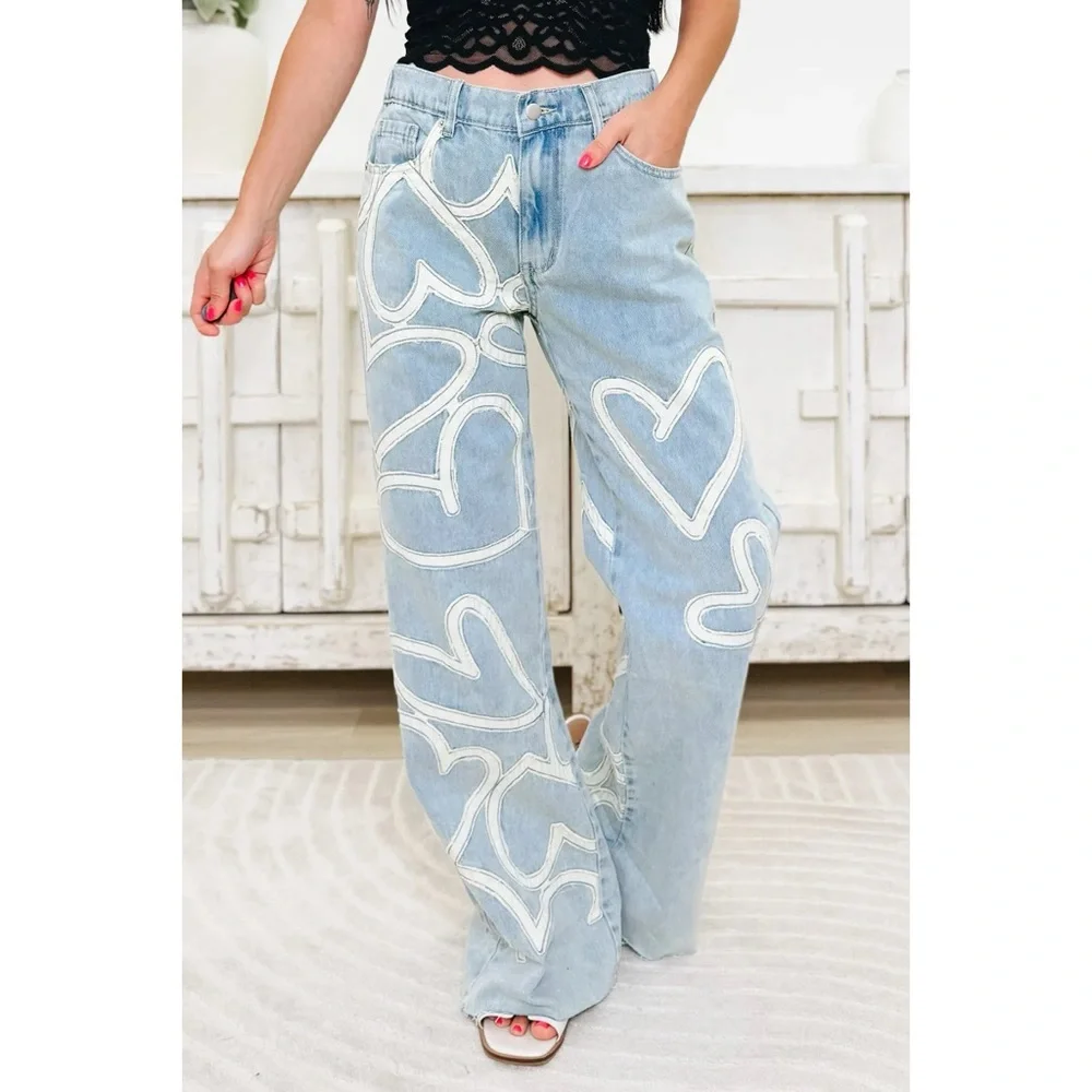 Oli & Hali Heart Patch Straight Wide Leg Jeans in Light Wash - Picture 1 of 8